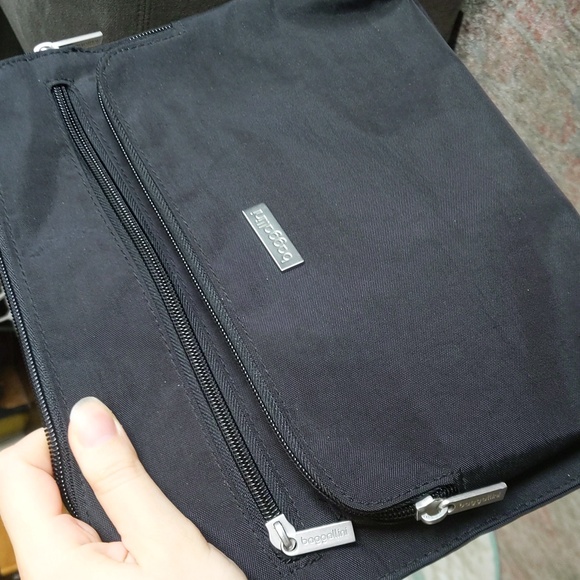 Baggallini bag - Picture 3 of 6